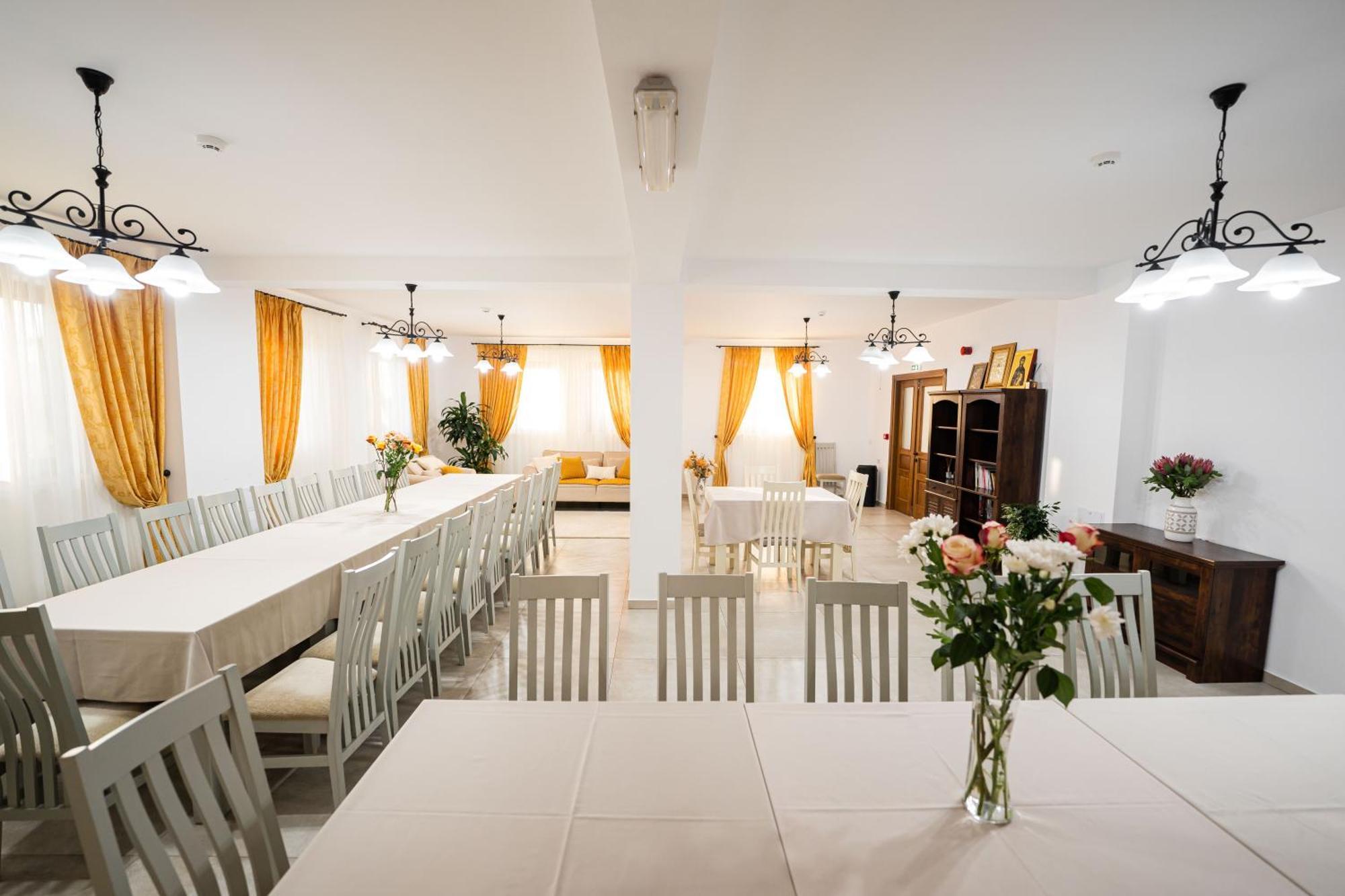 Отель Casa Andra Siret Экстерьер фото
