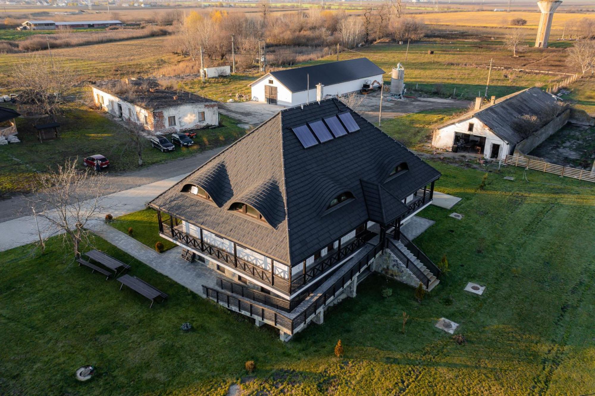 Отель Casa Andra Siret Экстерьер фото